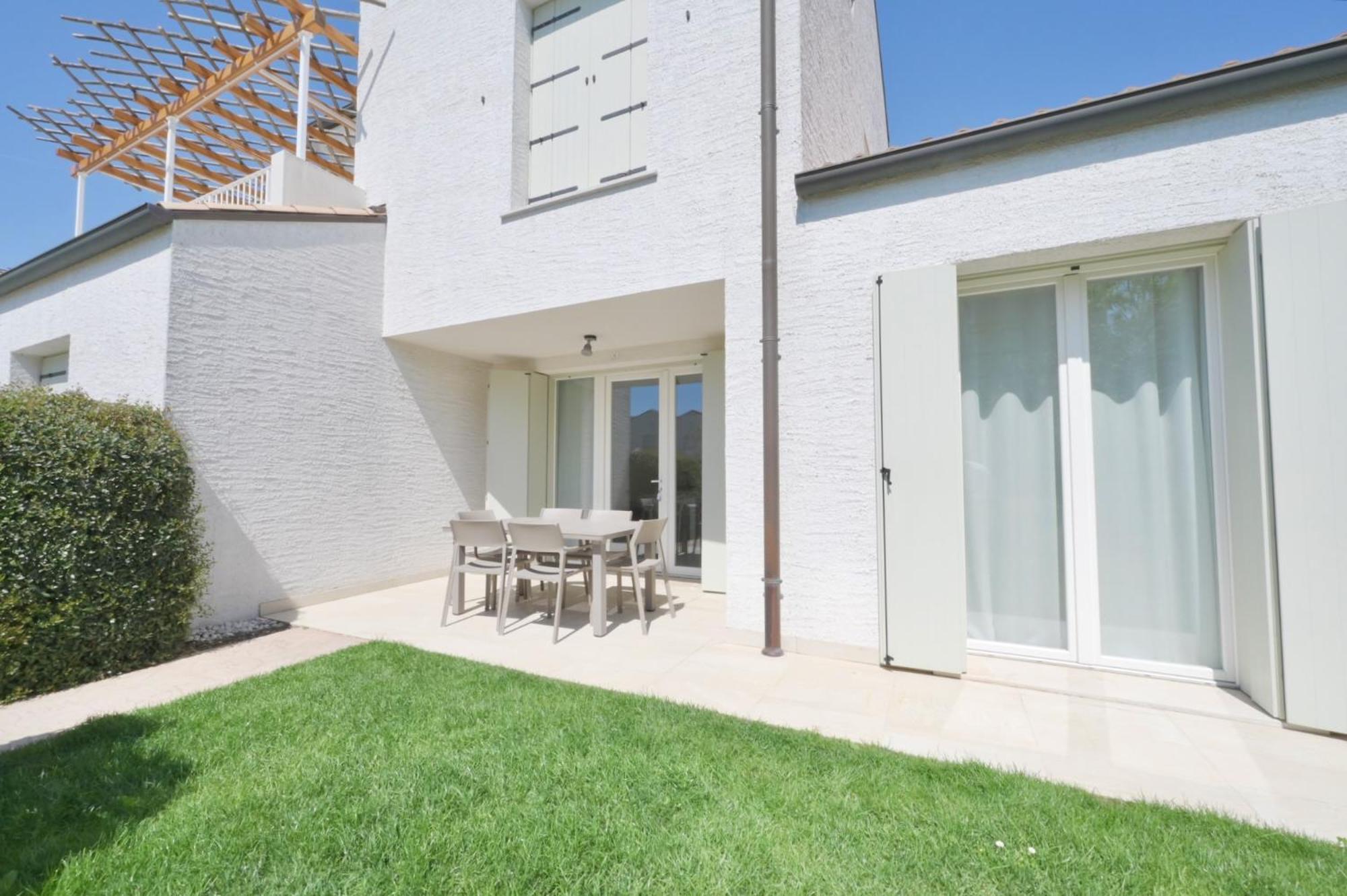 Les Maisons Apartments Lido di Jesolo Luaran gambar