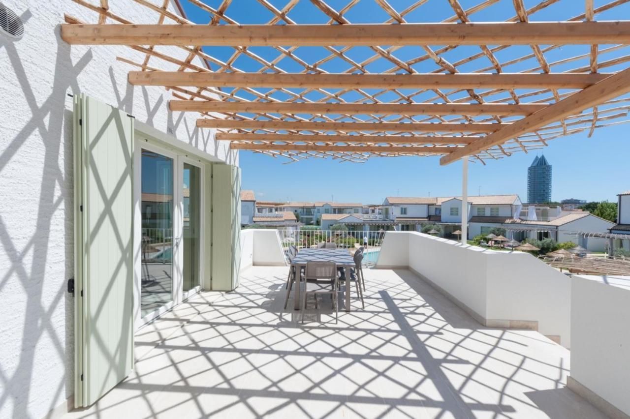 Les Maisons Apartments Lido di Jesolo Luaran gambar