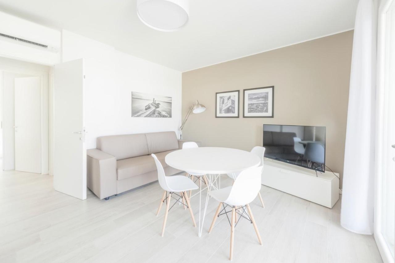Les Maisons Apartments Lido di Jesolo Luaran gambar
