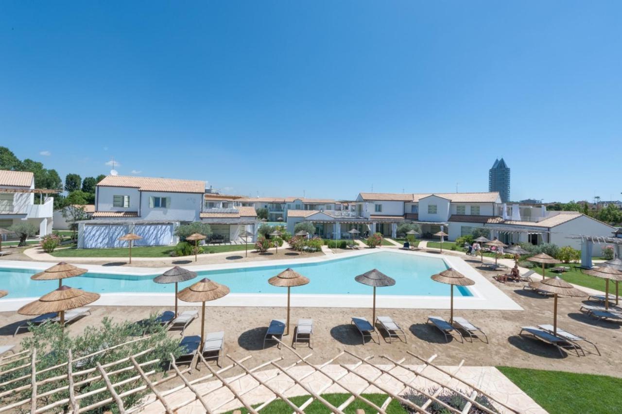 Les Maisons Apartments Lido di Jesolo Luaran gambar